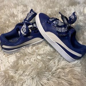 Dark Blue Heart String Pumas 💙